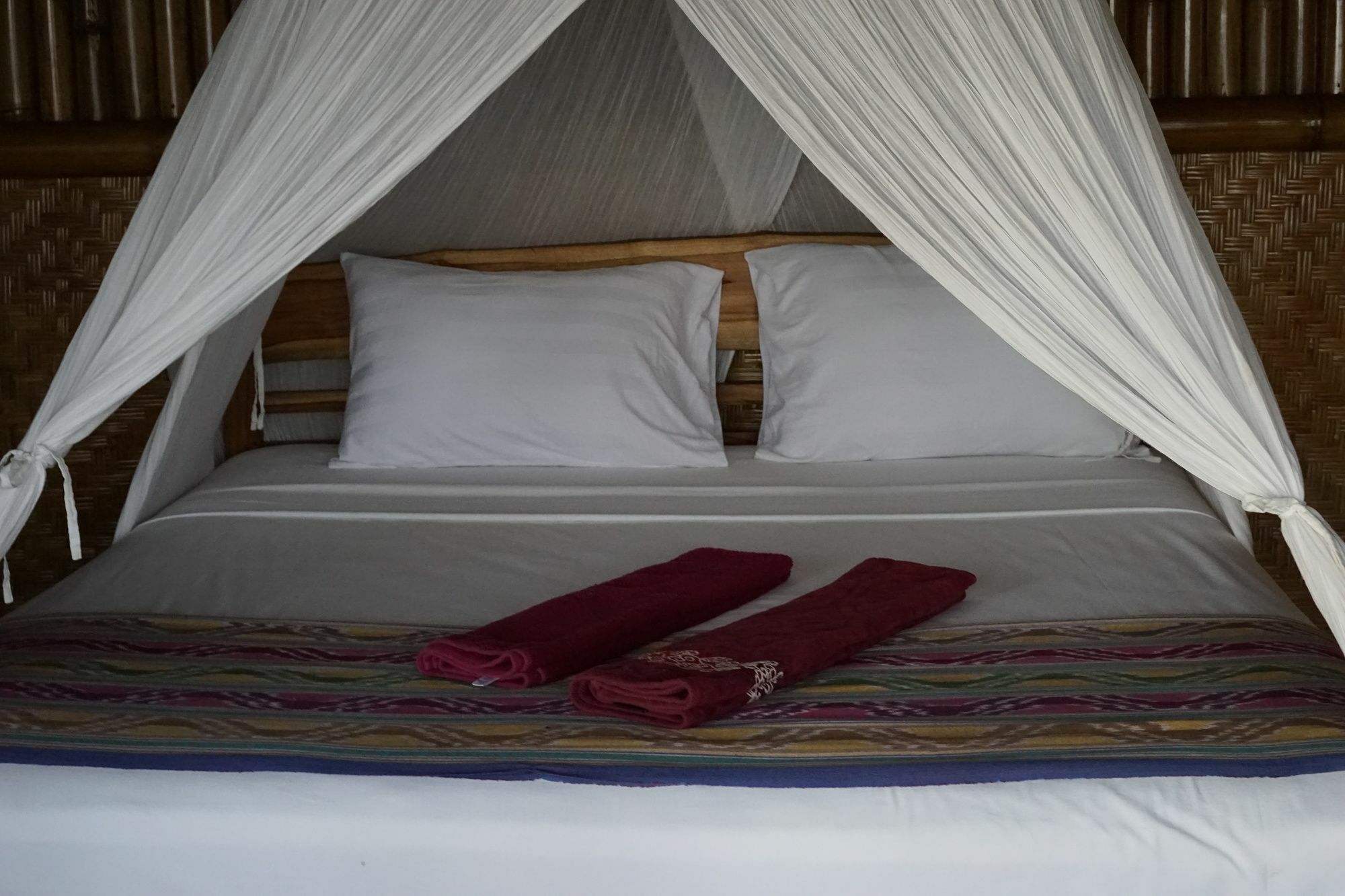 לבואן באג'ו Waecicu Eden Beach Hotel מראה חיצוני תמונה